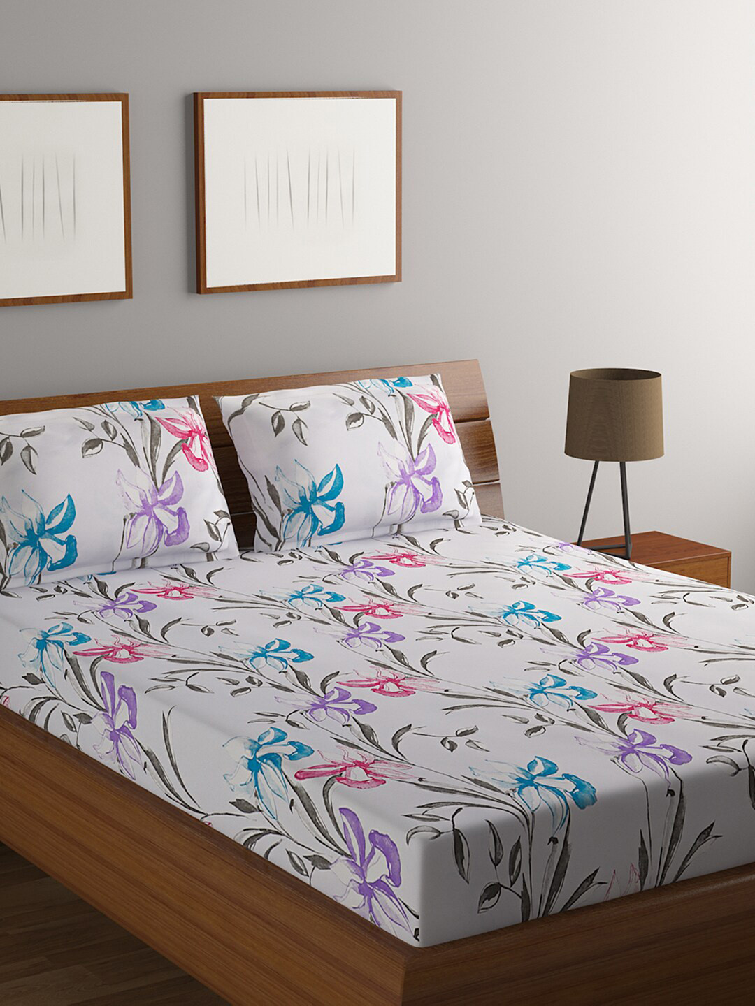 

BOMBAY DYEING White & Pink Floral Printed 162 TC Cotton Queen Bedsheet & 2 Pillow Covers