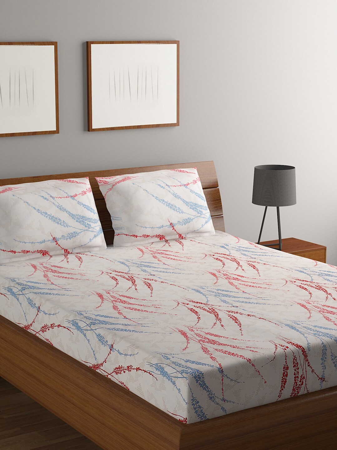

BOMBAY DYEING White & Red Floral 144 TC Queen Bedsheet With 2 Pillow Covers