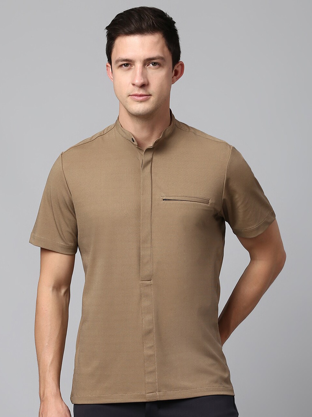 

Slowave Classic Short Sleeves Mandarin Collar Casual Shirt, Khaki