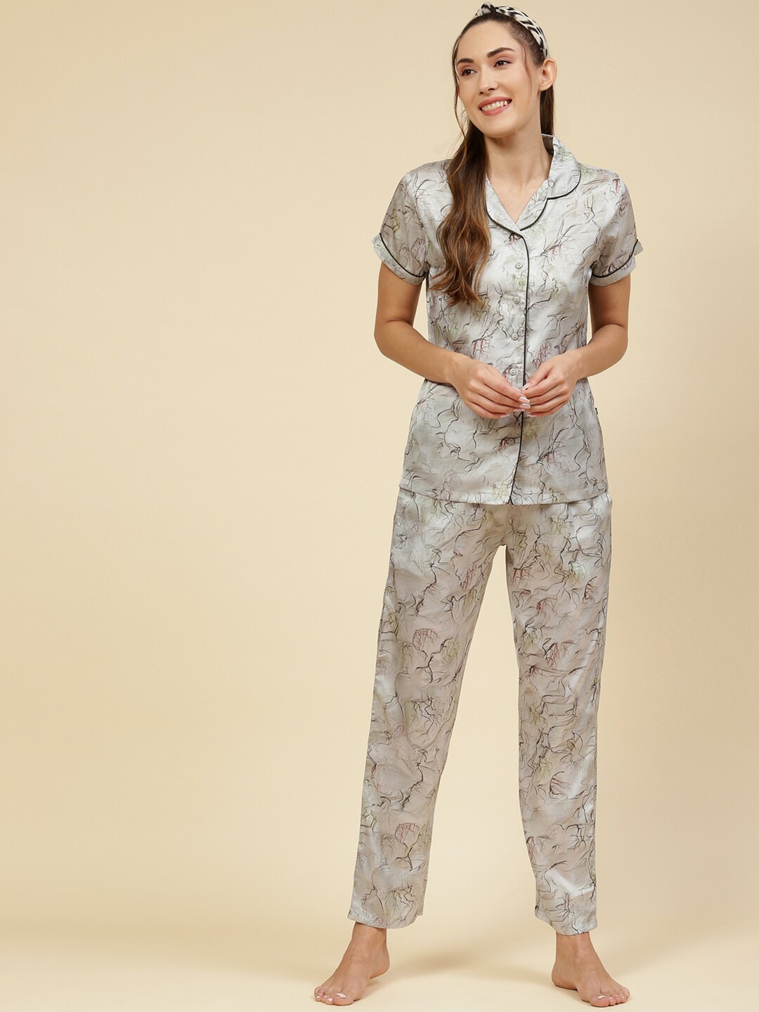 

Monte Carlo Abstract Printed Night Suit, Green