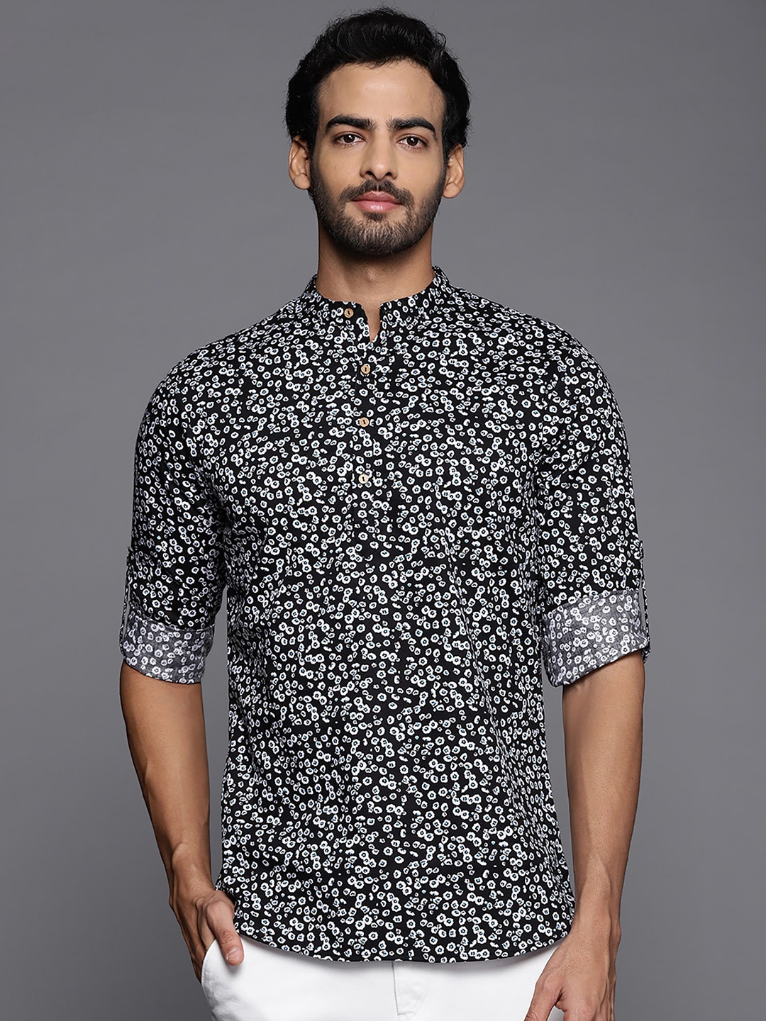 

Indo Era Mandarin Collar Abstract Printed Kurta, Black