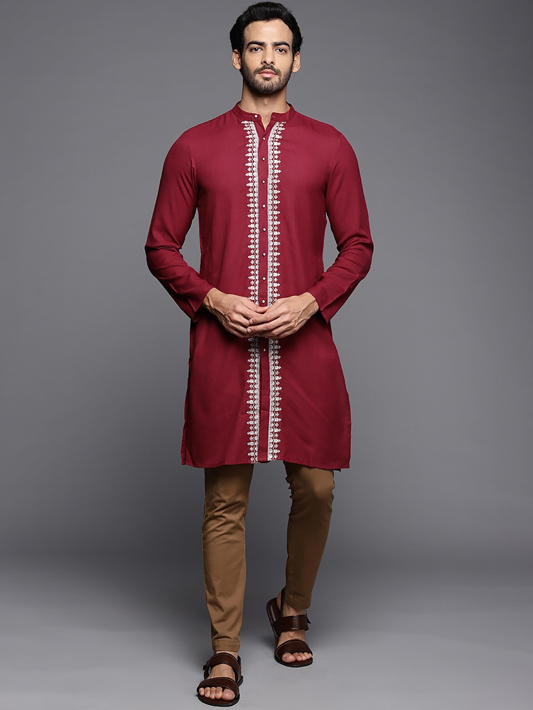 

Indo Era Ethnic Motifs Embroidered Thread Work Pure Cotton Kurta, Maroon