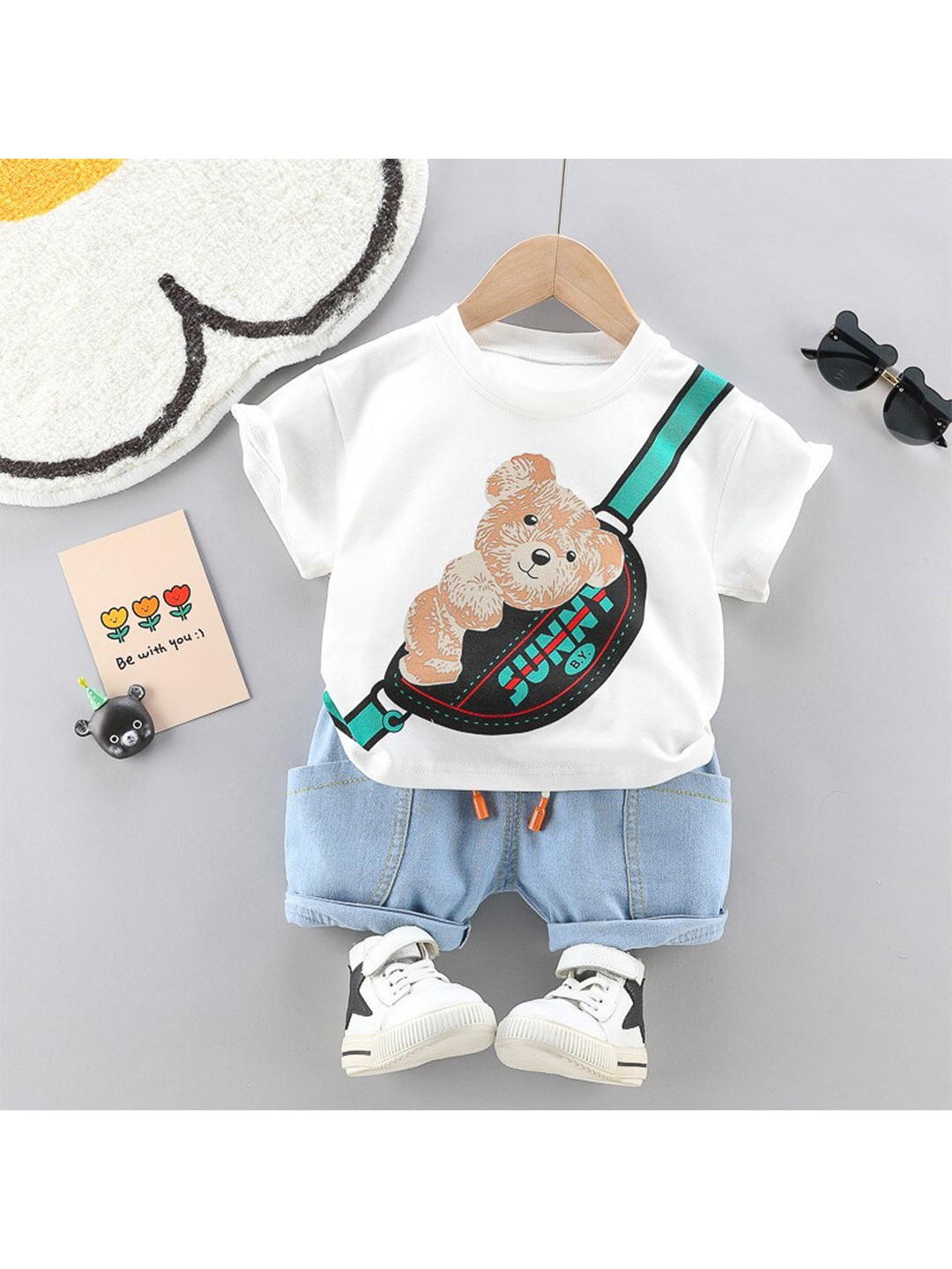 

Googo Gaaga Boys Printed T-shirt with Shorts, White