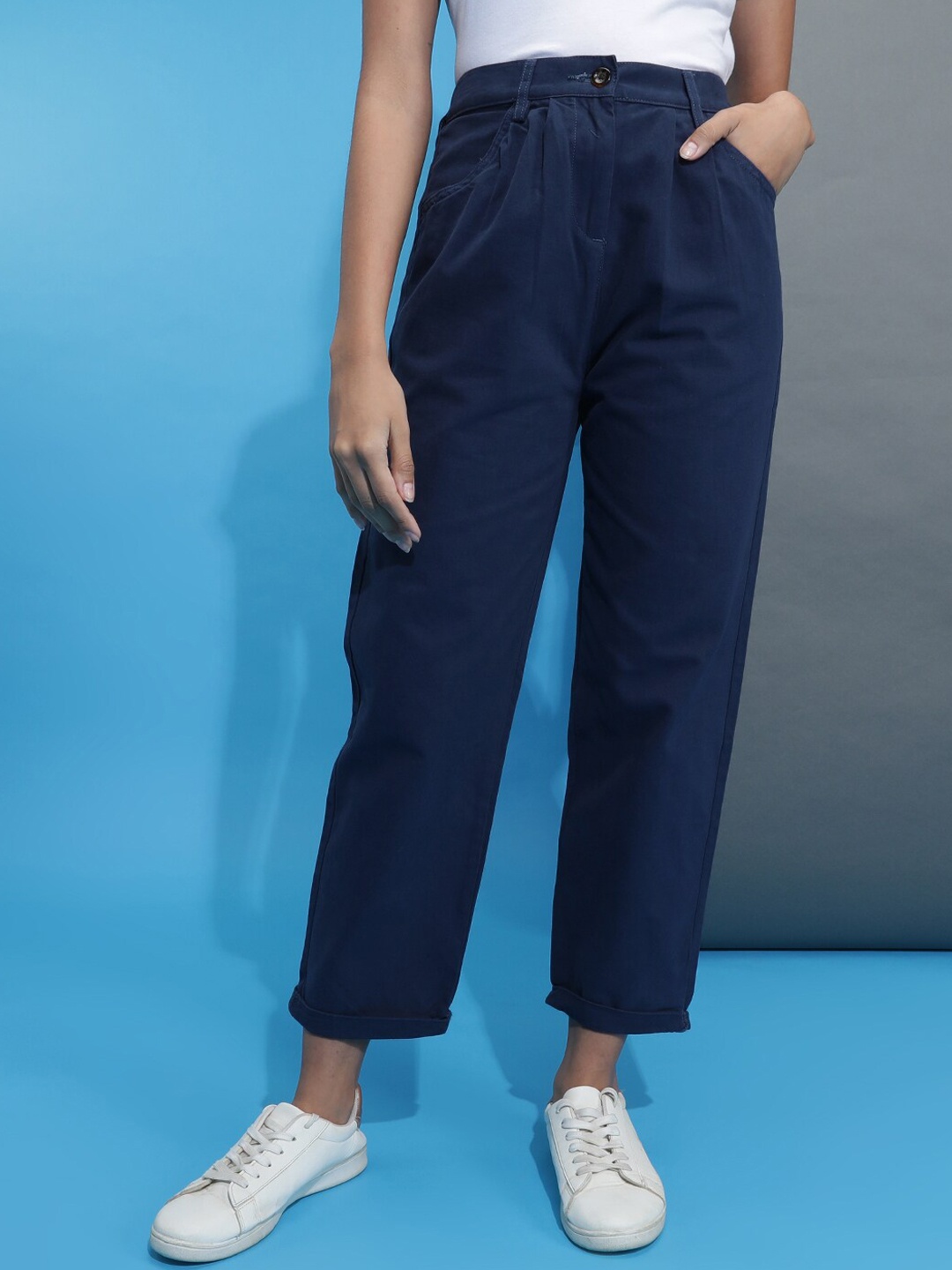 

Freehand by The Indian Garage Co Women Mid-Rise Cotton Peg Trousers, Blue