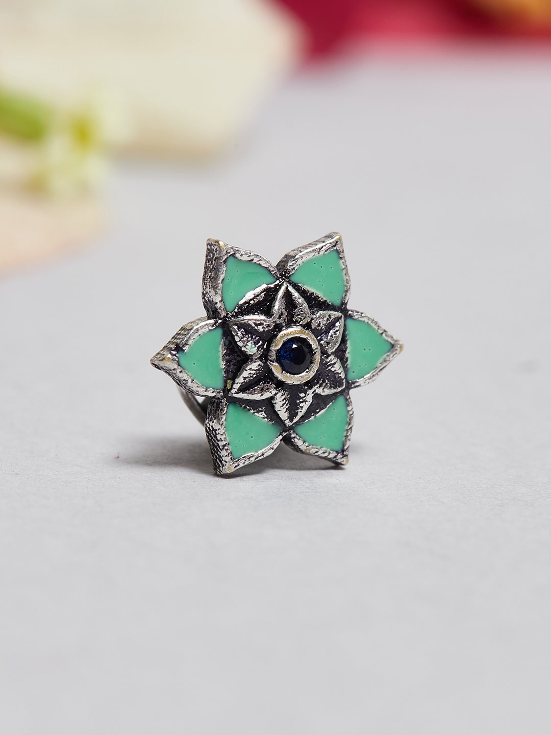 

Voylla Silver-Plated Clip-On Nose Pin