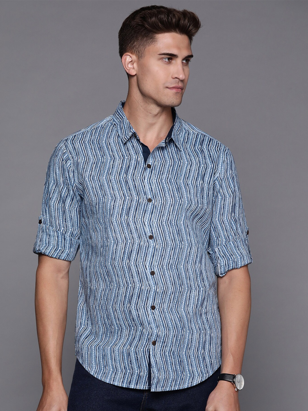 

Indo Era Smart Abstract Printed Cotton Casual Shirt, Blue