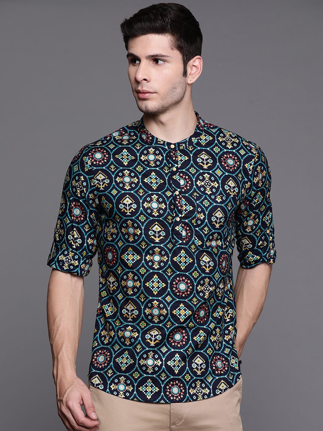 

Indo Era Ethnic Motif Printed Band Collar Pure Cotton Short Kurta, Navy blue