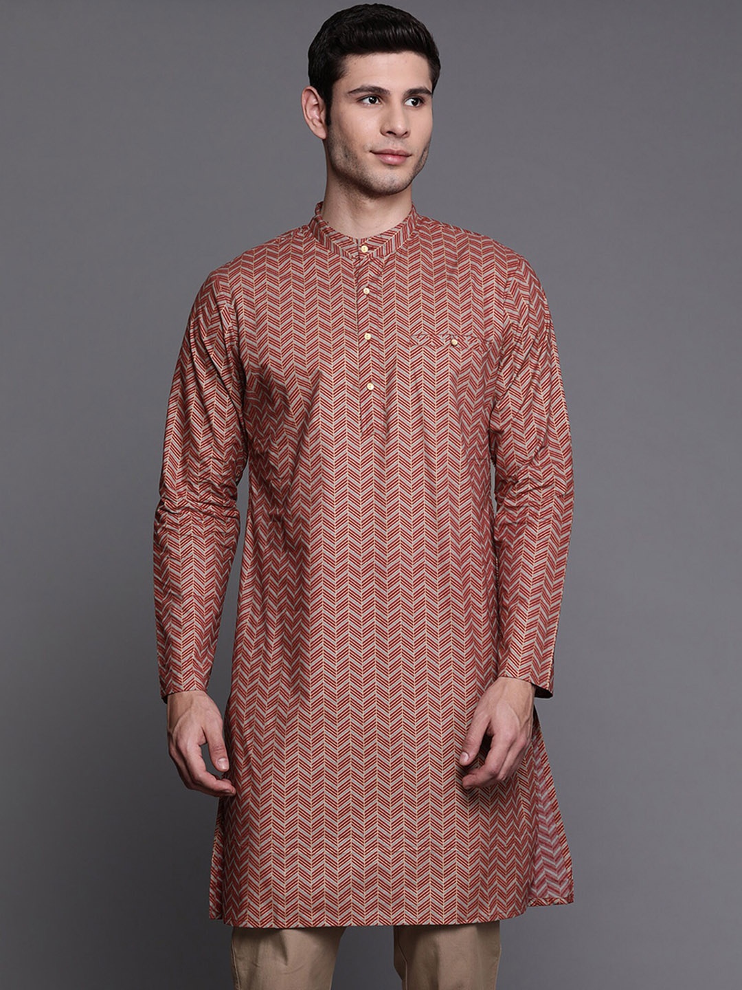 

Indo Era Geometric Printed Band Collar Pure Cotton Kurta, Grey