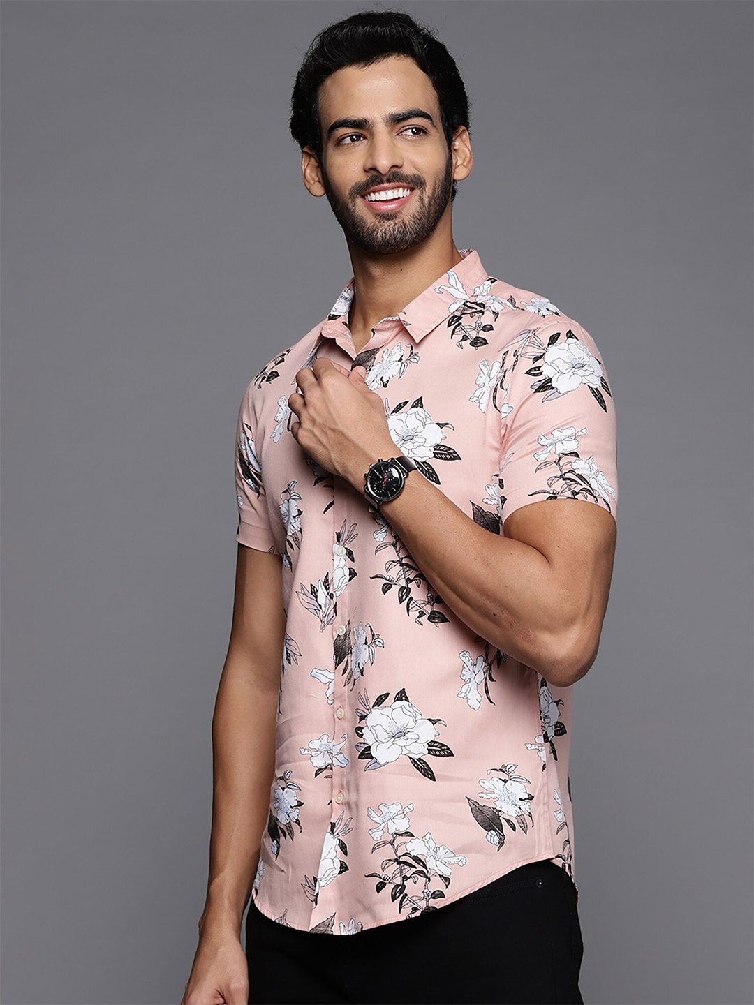 

Indo Era Smart Floral Printed Cotton Casual Shirt, Peach