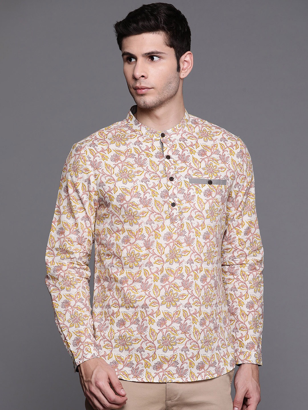 

Indo Era Floral Printed Mandarin Collar Pure Cotton Kurta, Off white