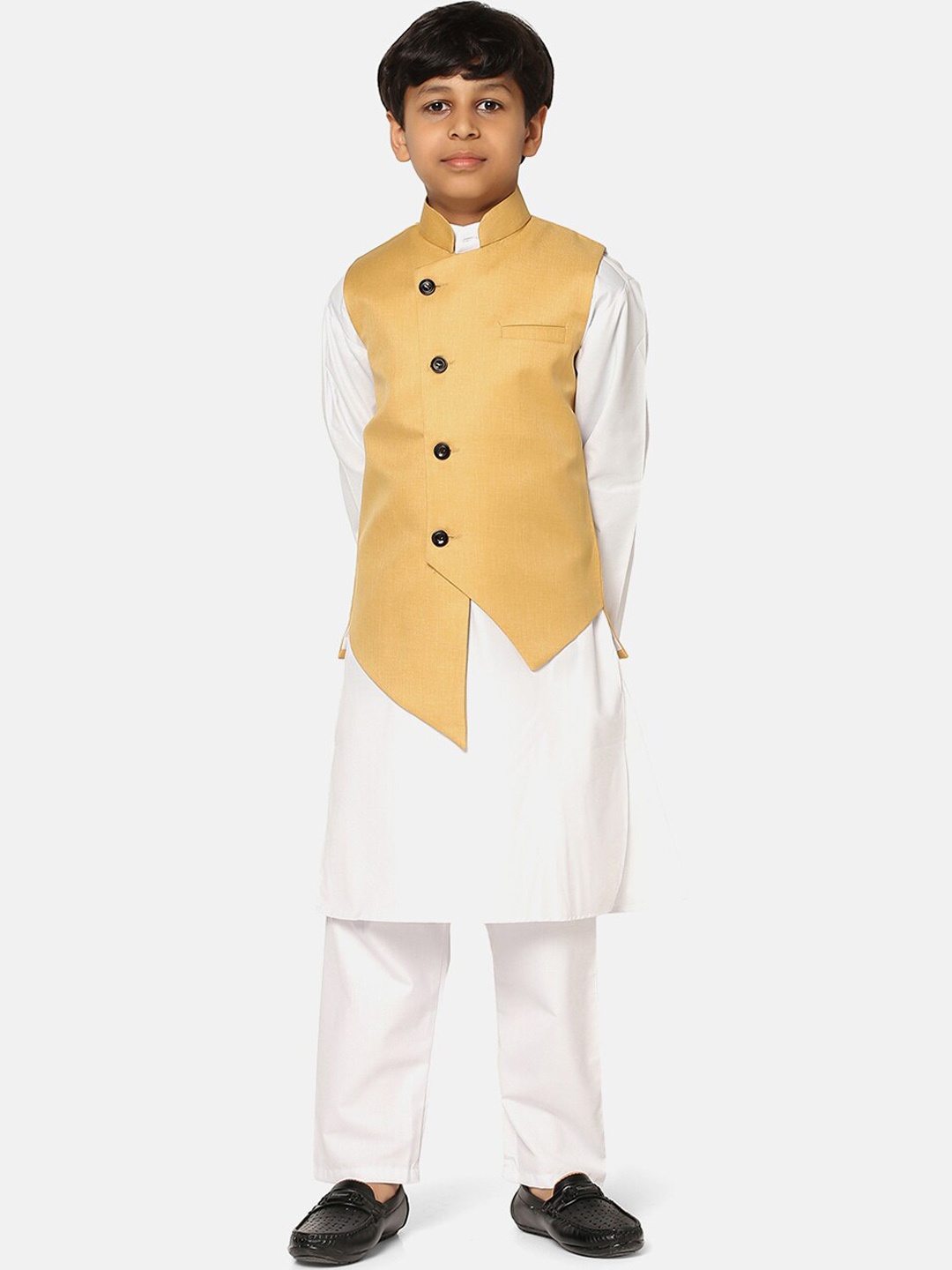

TAHVO Boys Mandarin Collar Kurta With Trousers & Jacket, Gold