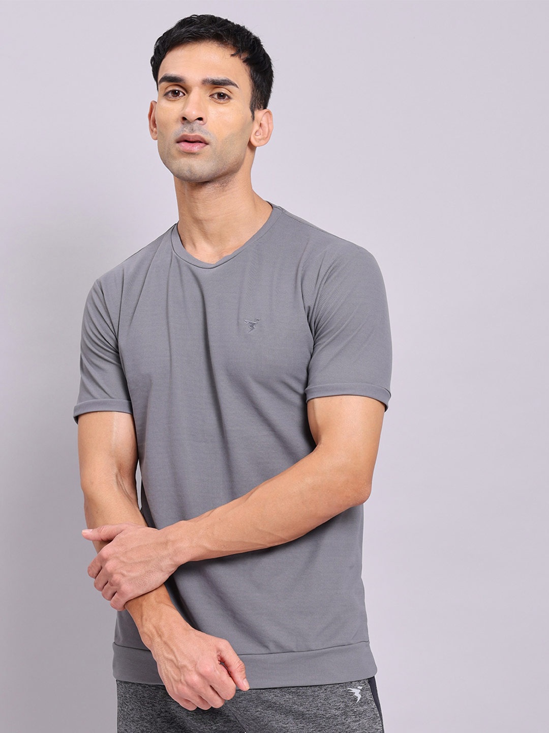 

Technosport Antimicrobial Round Neck Slim Fit T-shirt, Grey