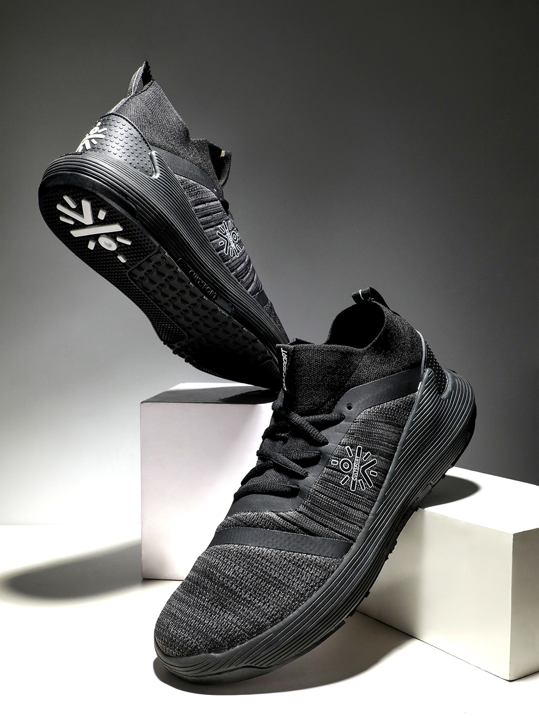 

CULT Men Pro-Train Fly Knit Training Shoes, Black