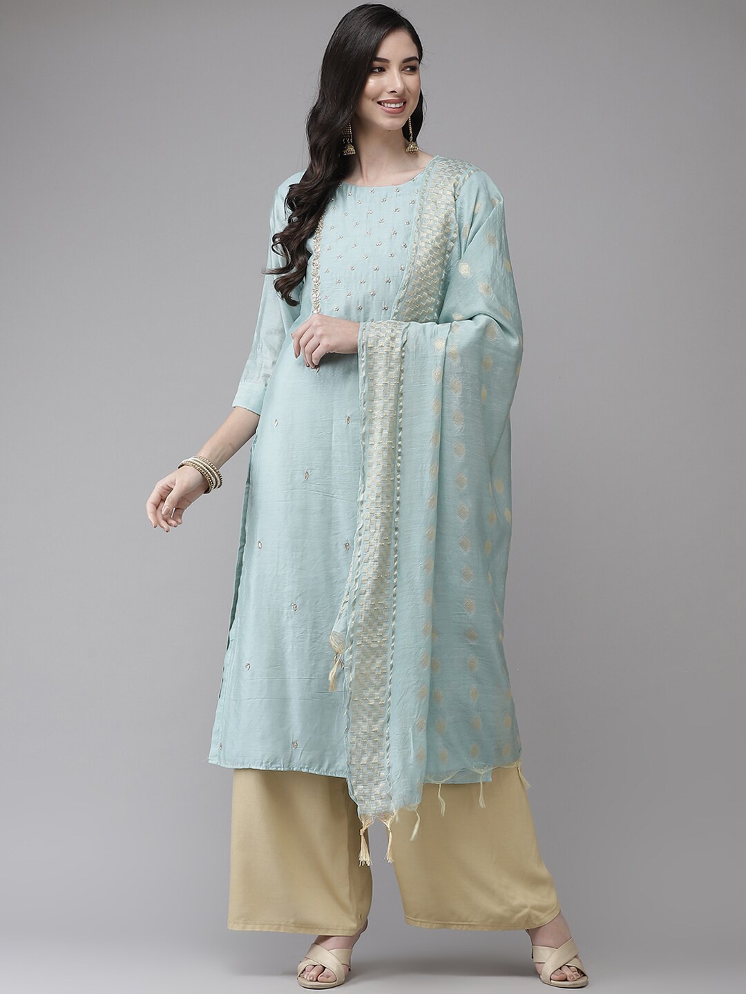 

Ishin Floral Embellished Kurta With Dupatta, Sea green