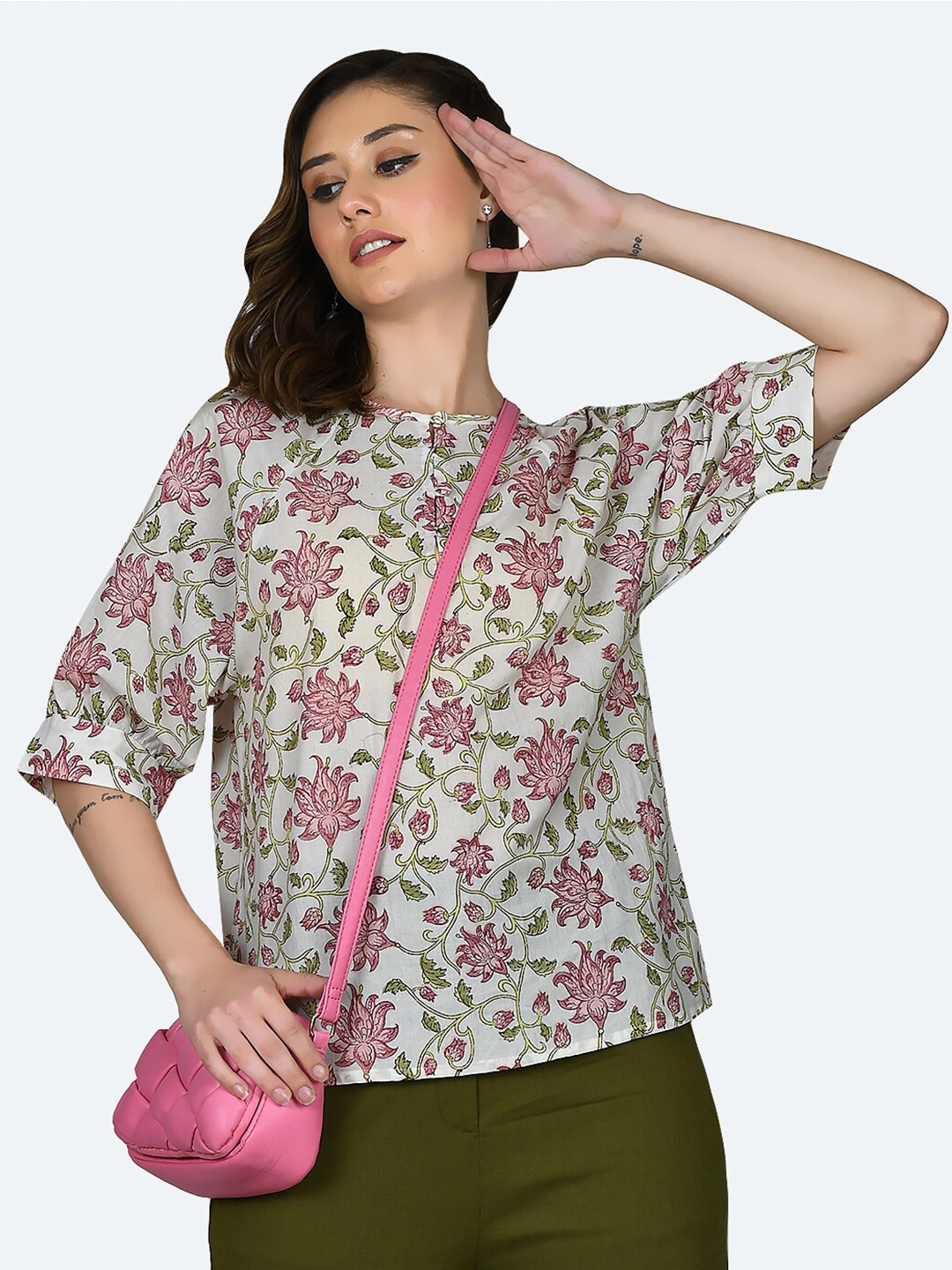 

Zink London Floral Printed Raglan Sleeves Pure Cotton Top, White