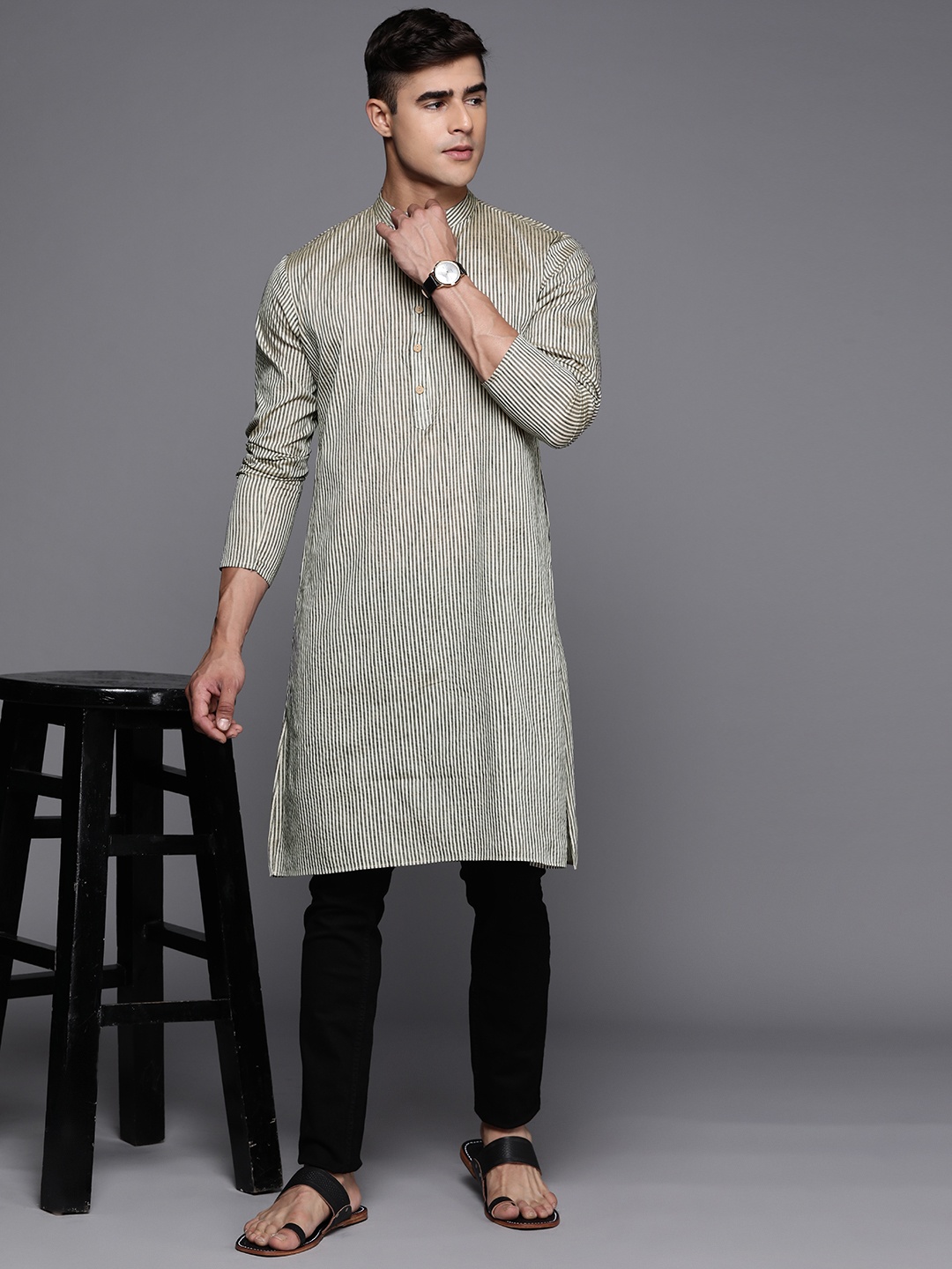 

Inddus Men Striped Mandarin Collar Kurta, Grey