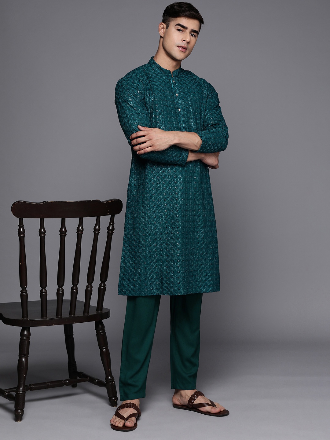 

Inddus Men Ethnic Motifs Embroidered Regular Sequinned Kurta With Trousers, Teal