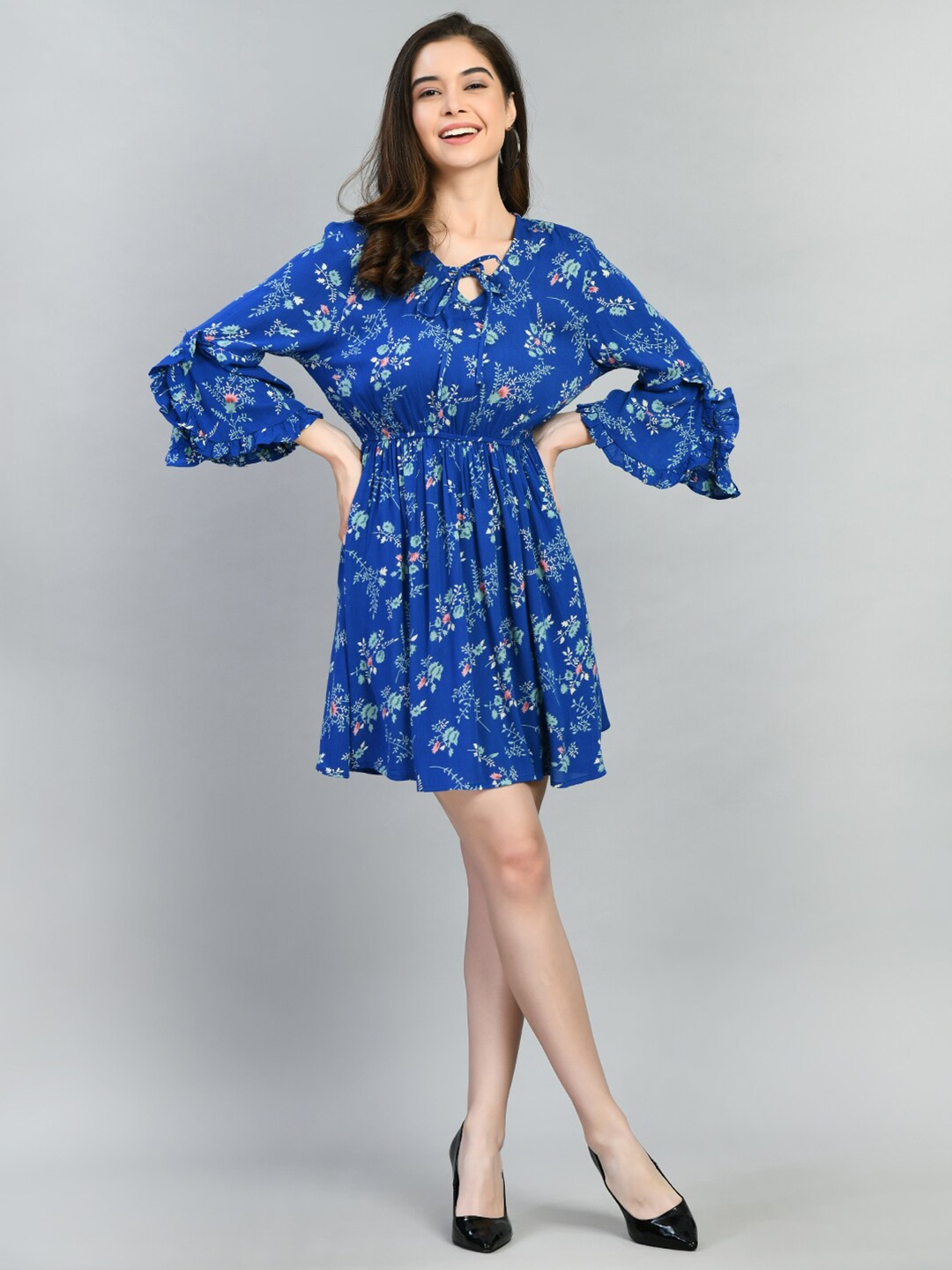 

PRETTY LOVING THING Floral Printed Tie-Up Neck Chiffon Fit & Flare Dress, Blue