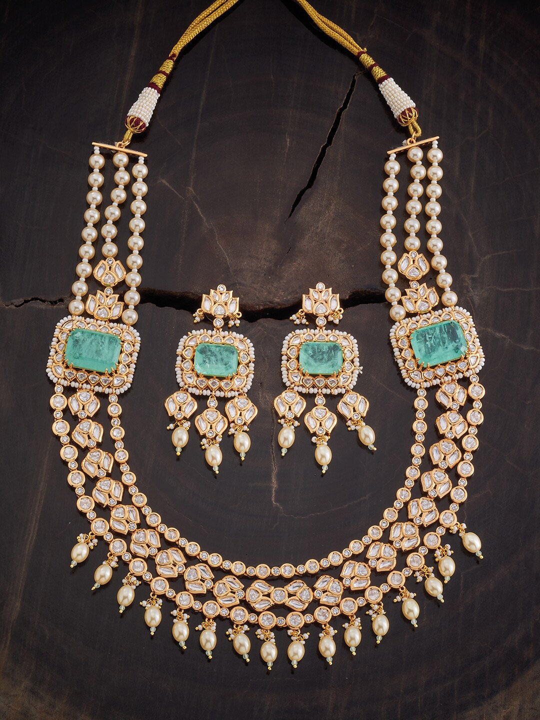 

Kushal's Fashion Jewellery Gold Plated Kundan Studded & Beaded Jewellery Set