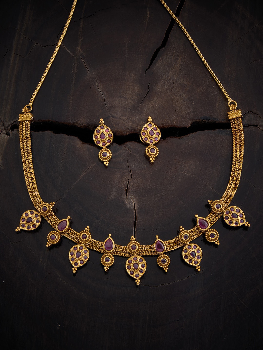 

Kushal's Fashion Jewellery Gold Plated Antique Stone Studded Jewellery Set