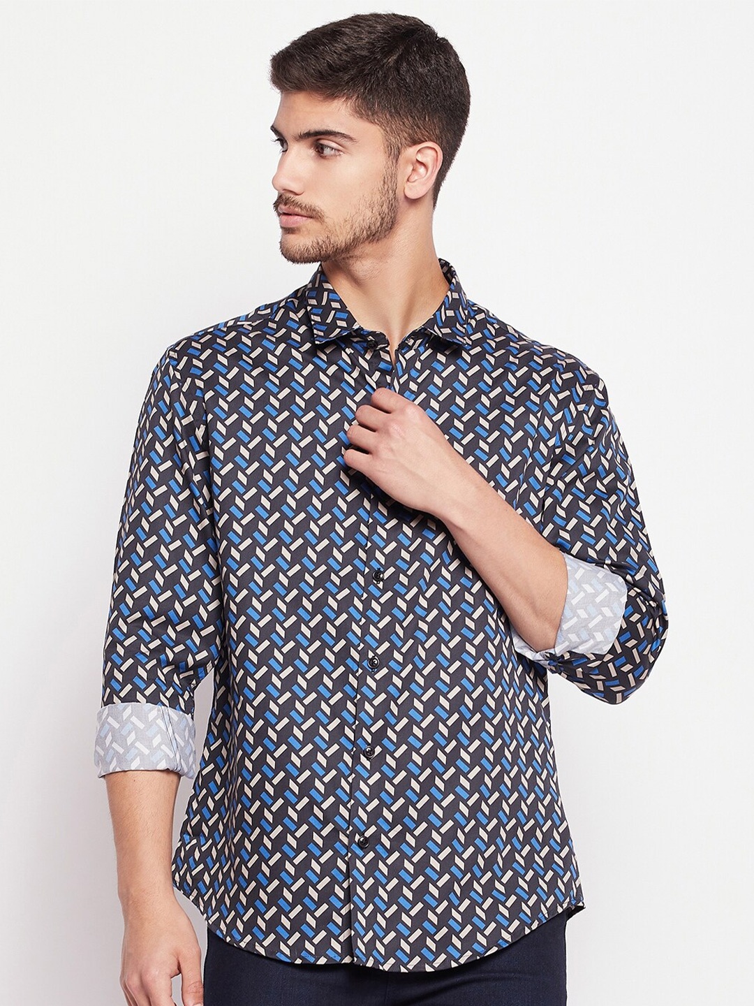 

CAMLA Men Geometric Printed Cotton Casual Shirt, Black