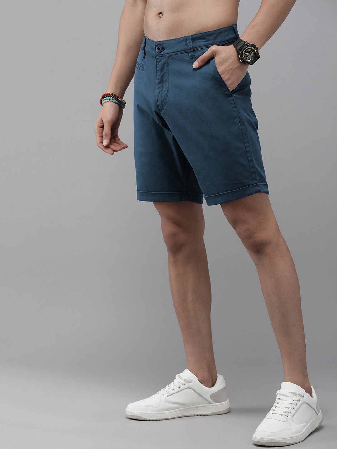 

Roadster Men Mid-Rise Regular Fit Chino Shorts, Blue