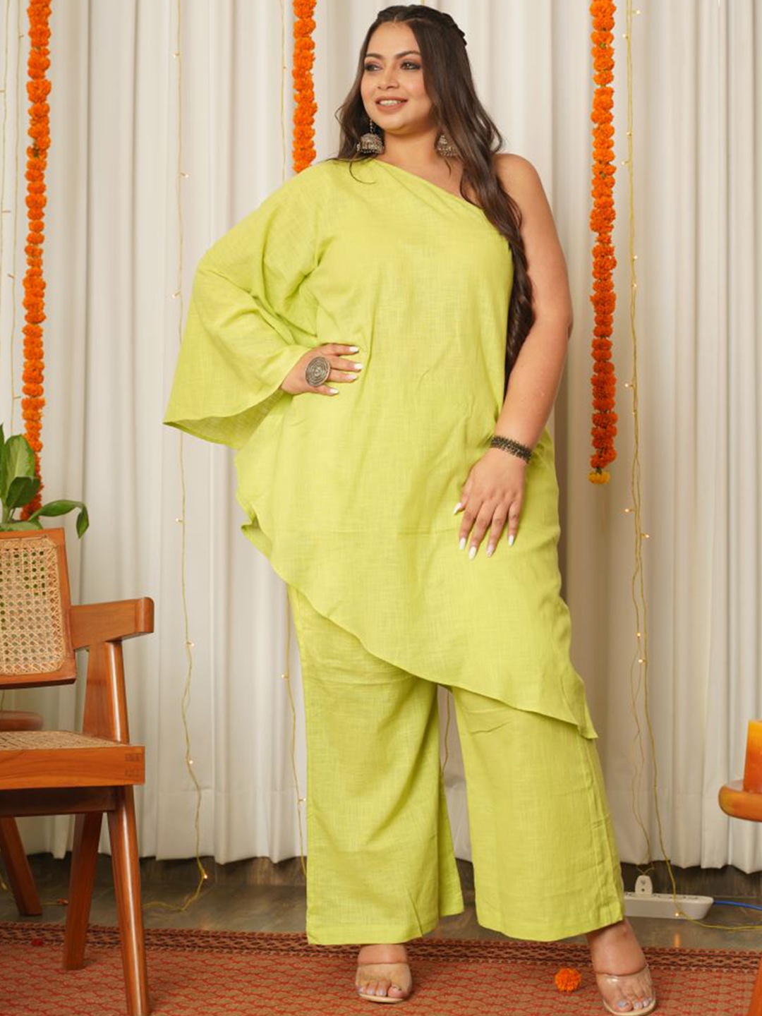 

NANGALIA RUCHIRA Plus Size Pure Cotton Top & Palazzo, Lime green