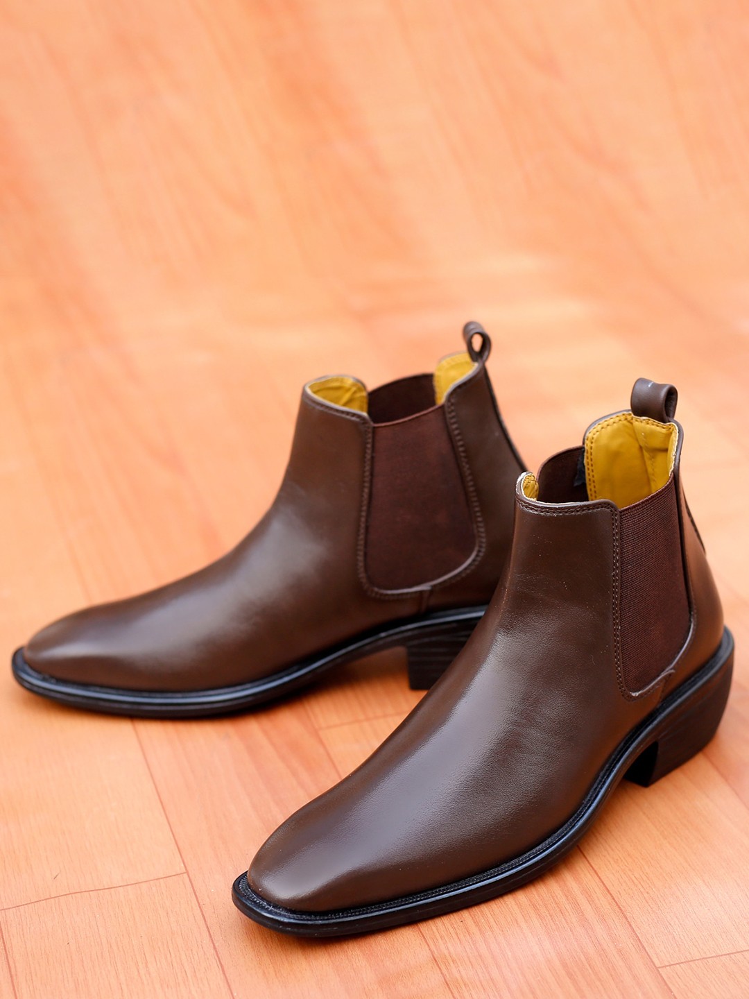 

Bxxy Men Height Increasing Formal Block-Heeled Chelsea Boots, Brown
