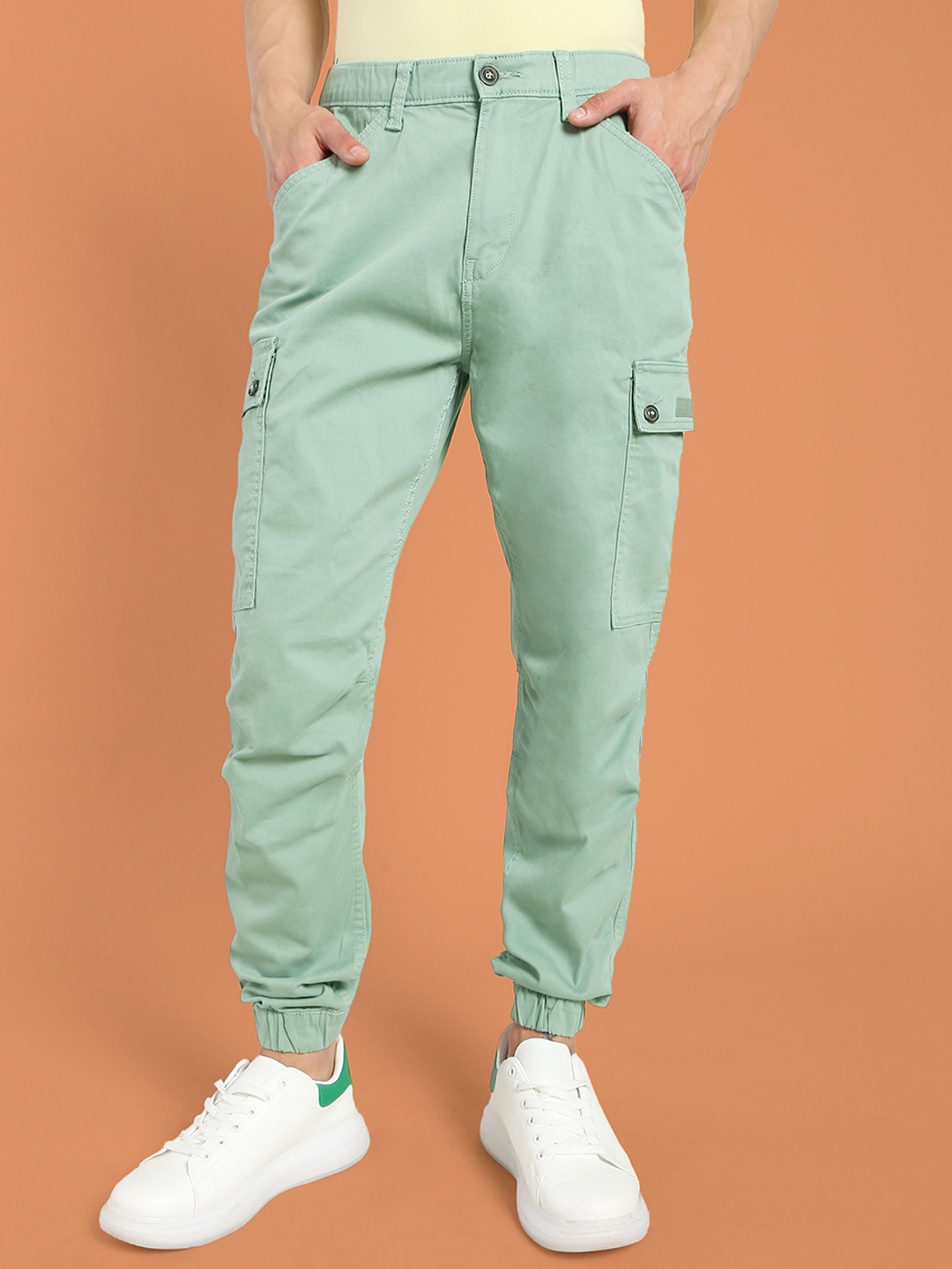 

Flying Machine Men Mid -Rise Cargo Utility Cotton Joggers, Green