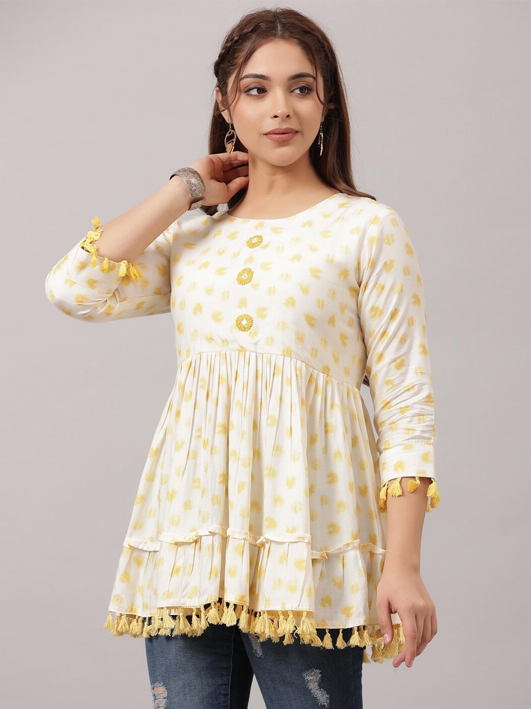 

Amchoor Abstract Printed Tasselled Tiered Anarkali Pure Cotton Kurti, Cream