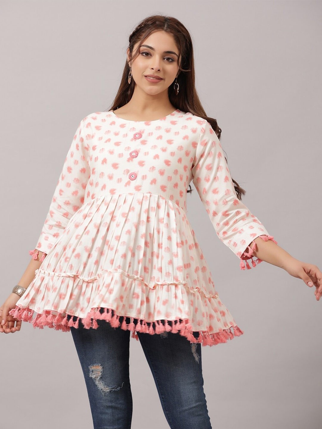 

Amchoor Abstract Printed Mirror Work Pure Cotton Tiered Kurti, Pink