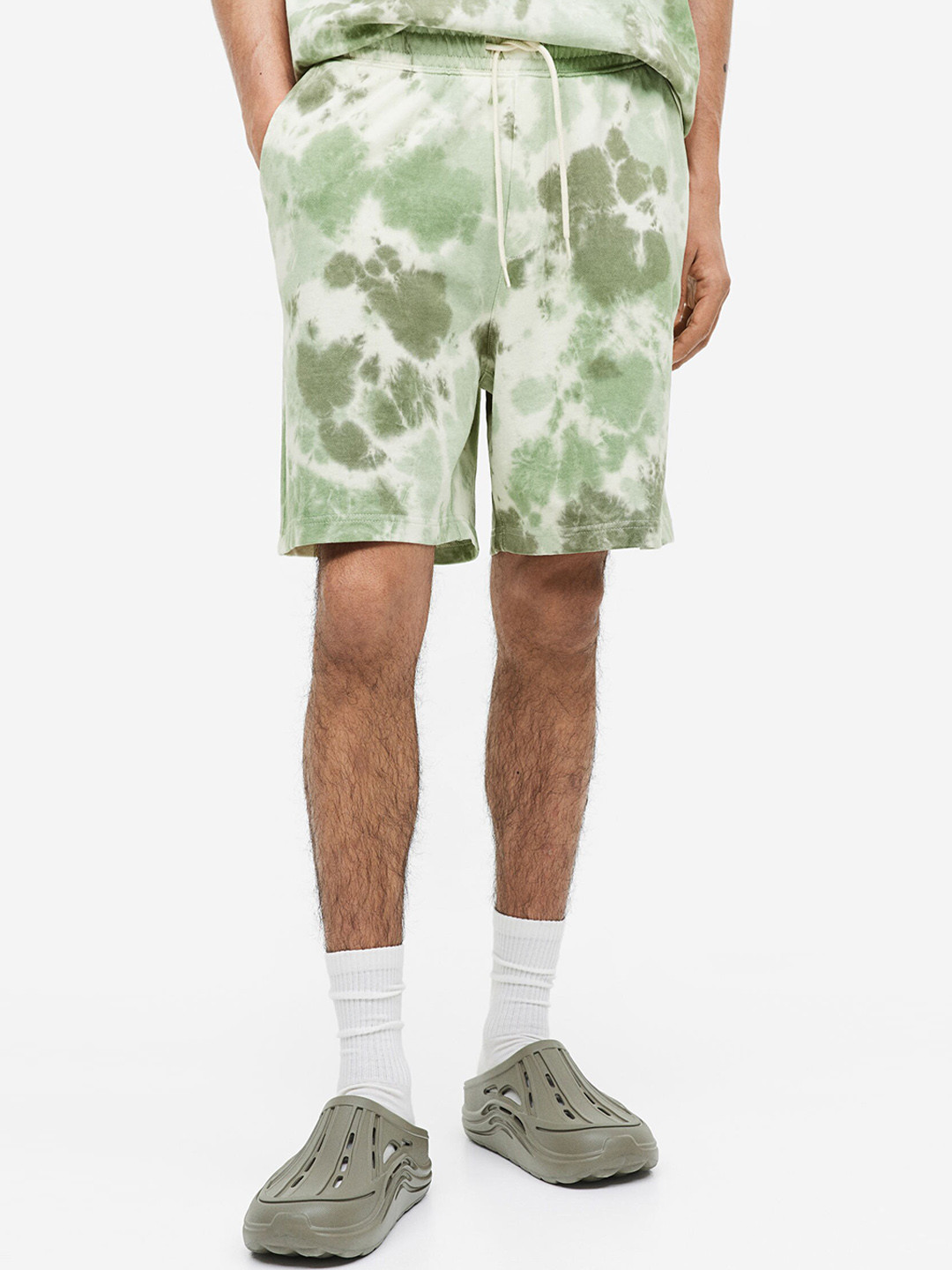 

H&M Relaxed Fit Printed Sweatshorts, Green