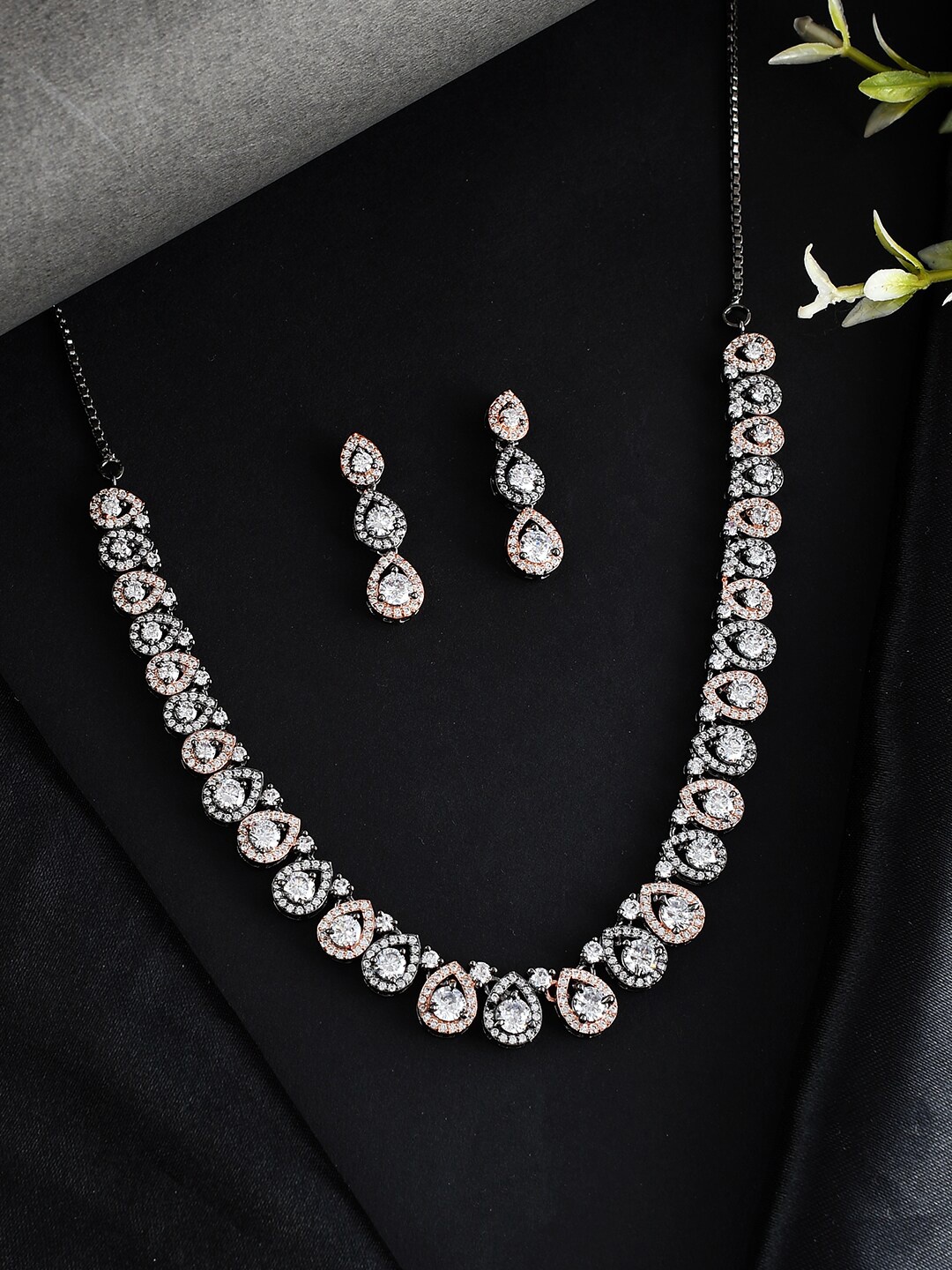 

Voylla Dual Tone Line CZ Studded Necklace Set, Black