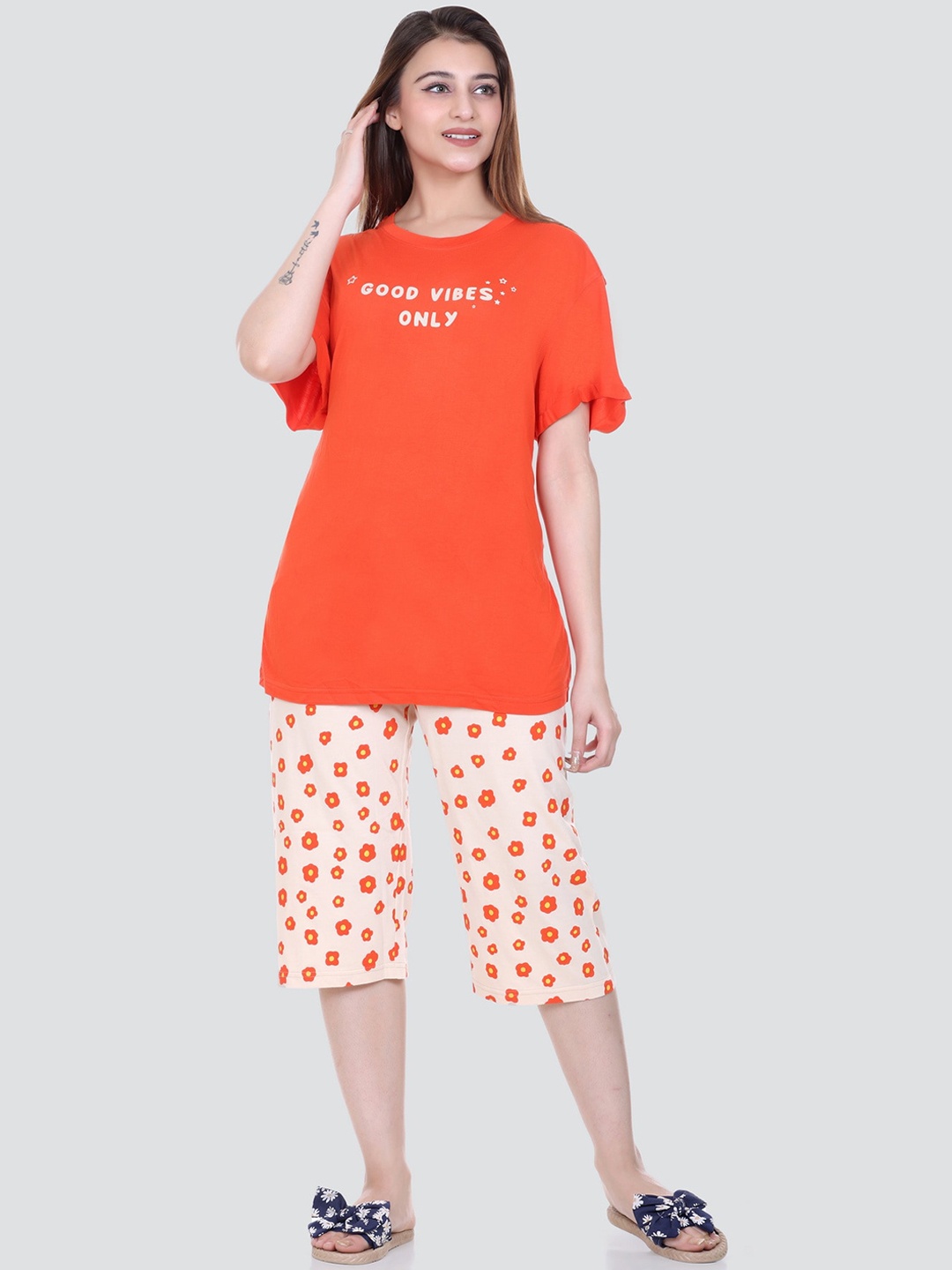 

Y&I Typography Printed Night Suit, Orange