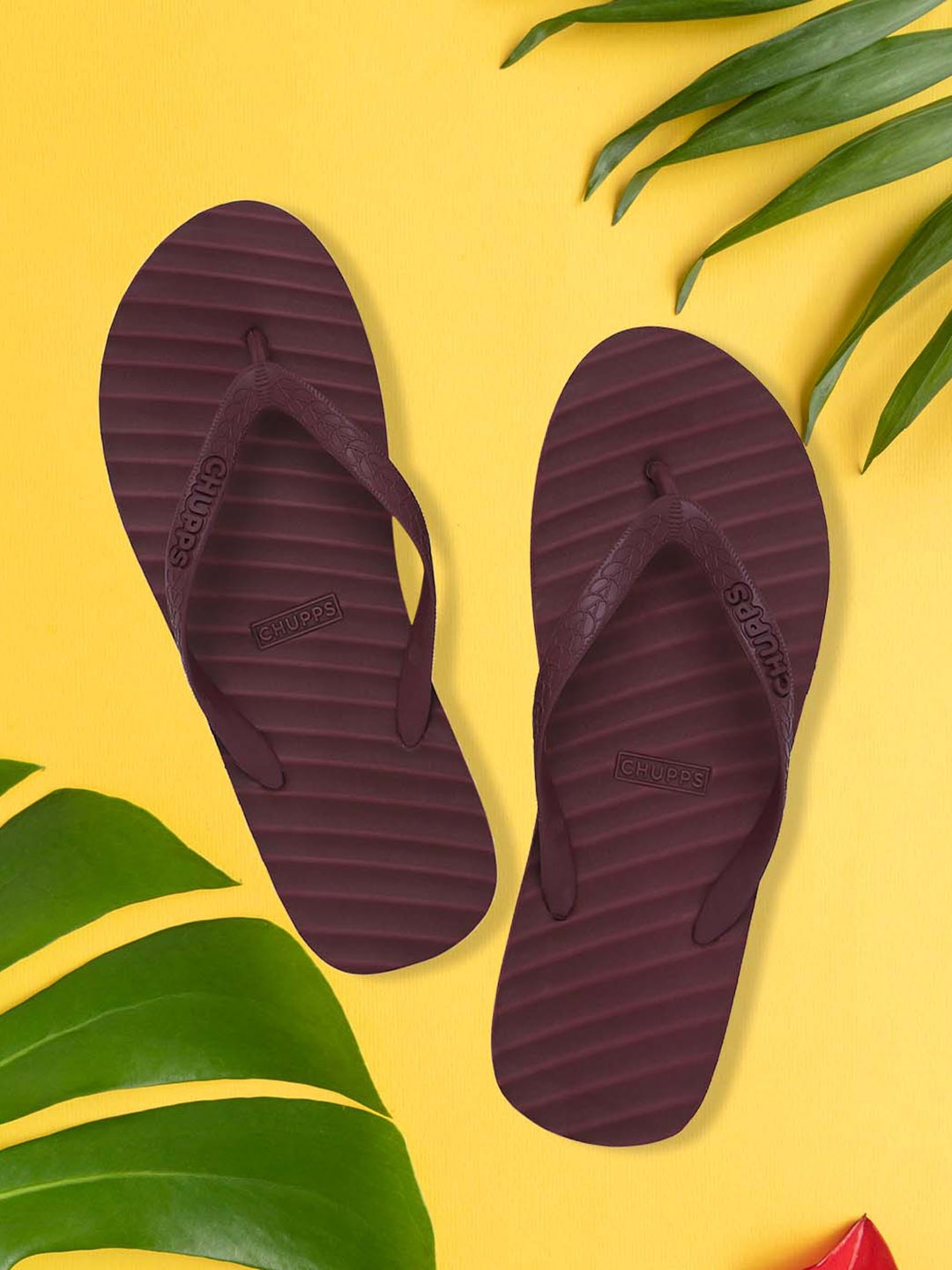 

CHUPPS Men Monochrome Collection Rubber Thong Flip-Flops, Maroon