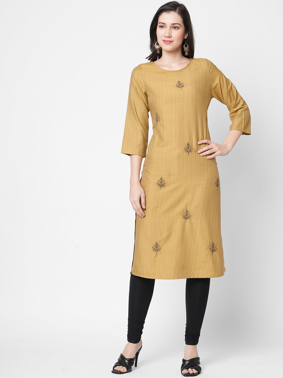 

Fusion Beats Floral Embroidered Kurta, Gold