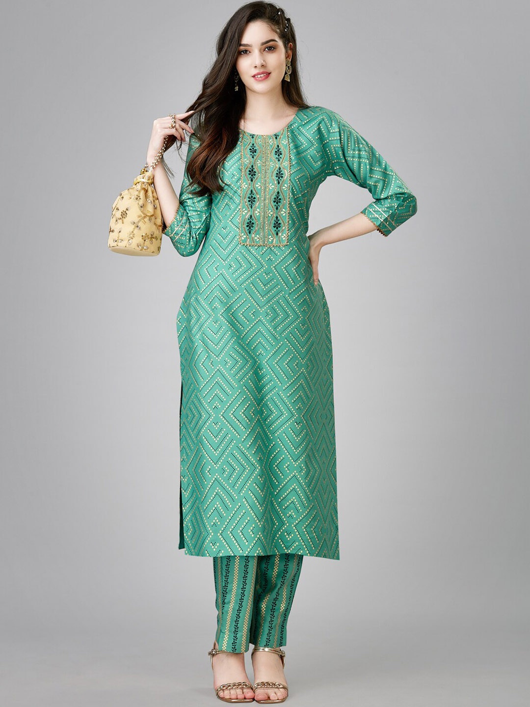 

WEAVETECH IMPEX Printed Sequinned Liva Kurta With Trousers, Sea green