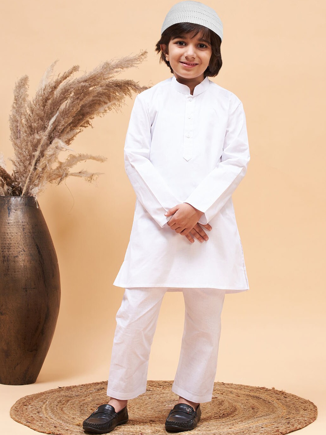 

JBN Creation Boys Mandarin Collar Pure Cotton Kurta with Pyjamas & Cap, White
