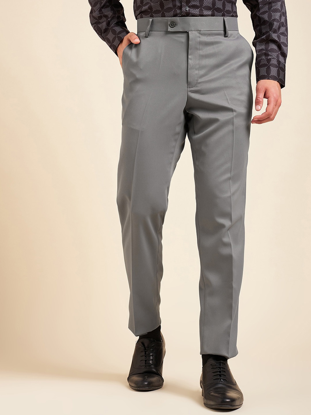 

DENNISON Men Flat-Front Mid-Rise Formal Trousers, Grey
