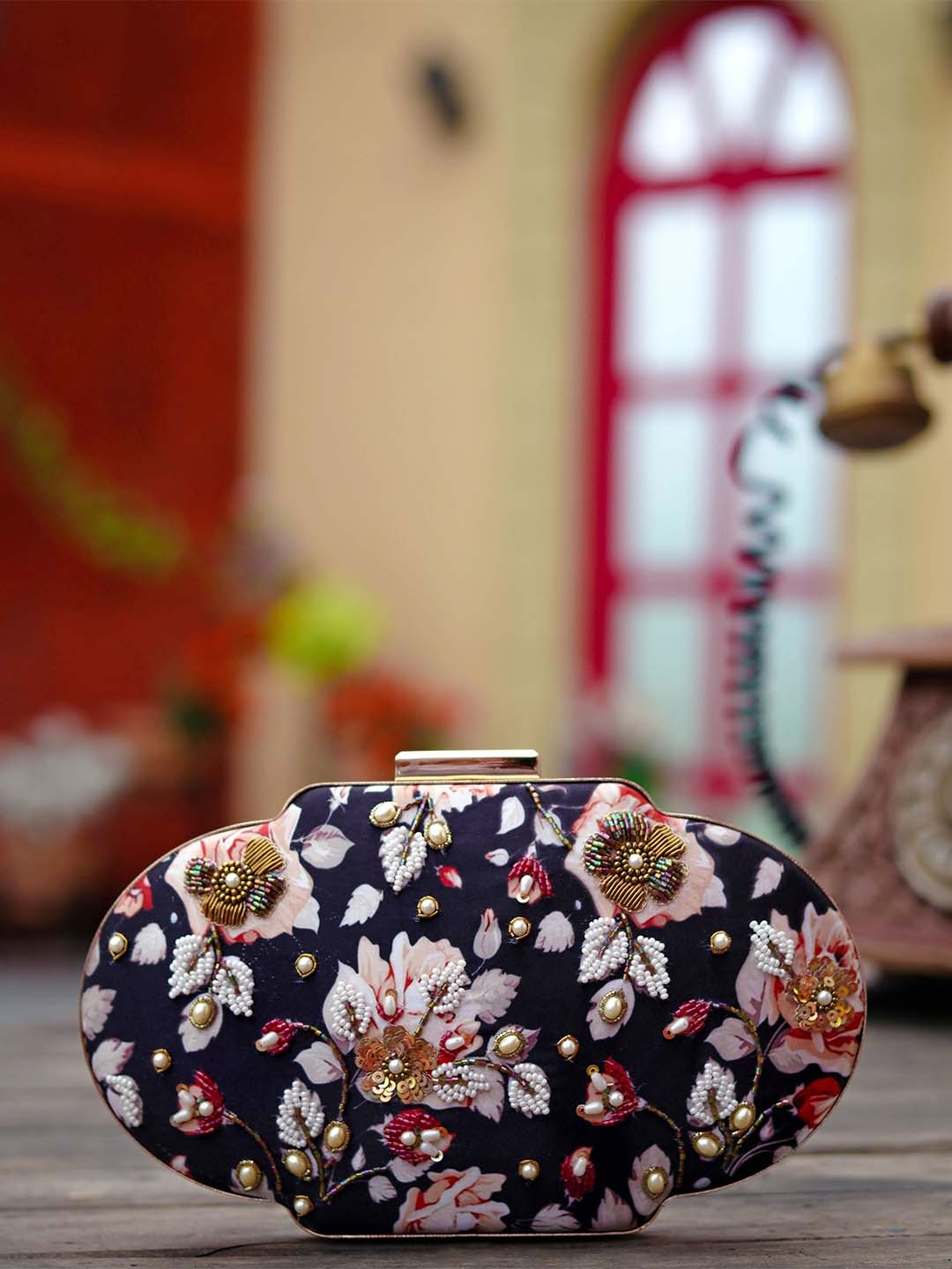 

NR By Nidhi Rathi Women Embellished Fabric Box Clutch, Black
