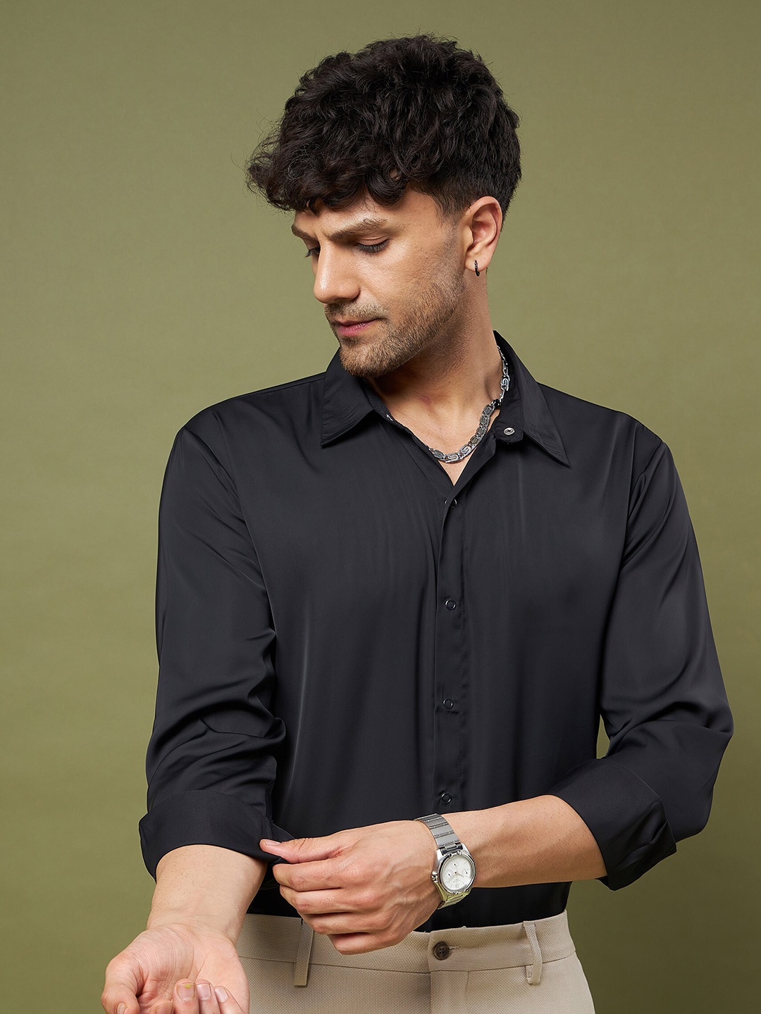 

MASCLN SASSAFRAS Solid Relaxed Fit Satin Shirt, Black