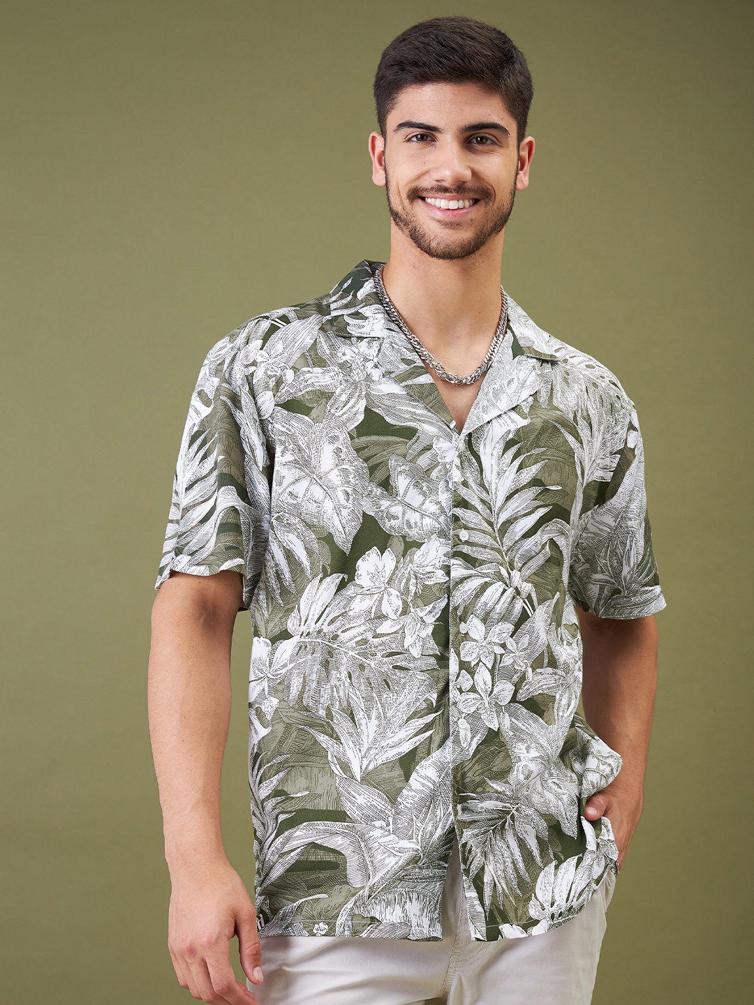 

MASCLN SASSAFRAS Relaxed Tropical Printed Cuban Collar Casual Shirt, Olive