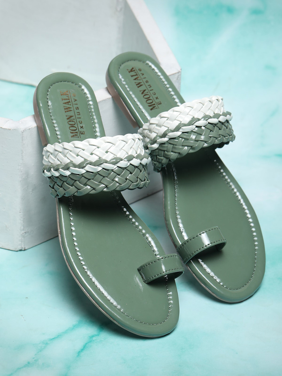 

Moonwalk Women Woven Design One Toe Flats, Green