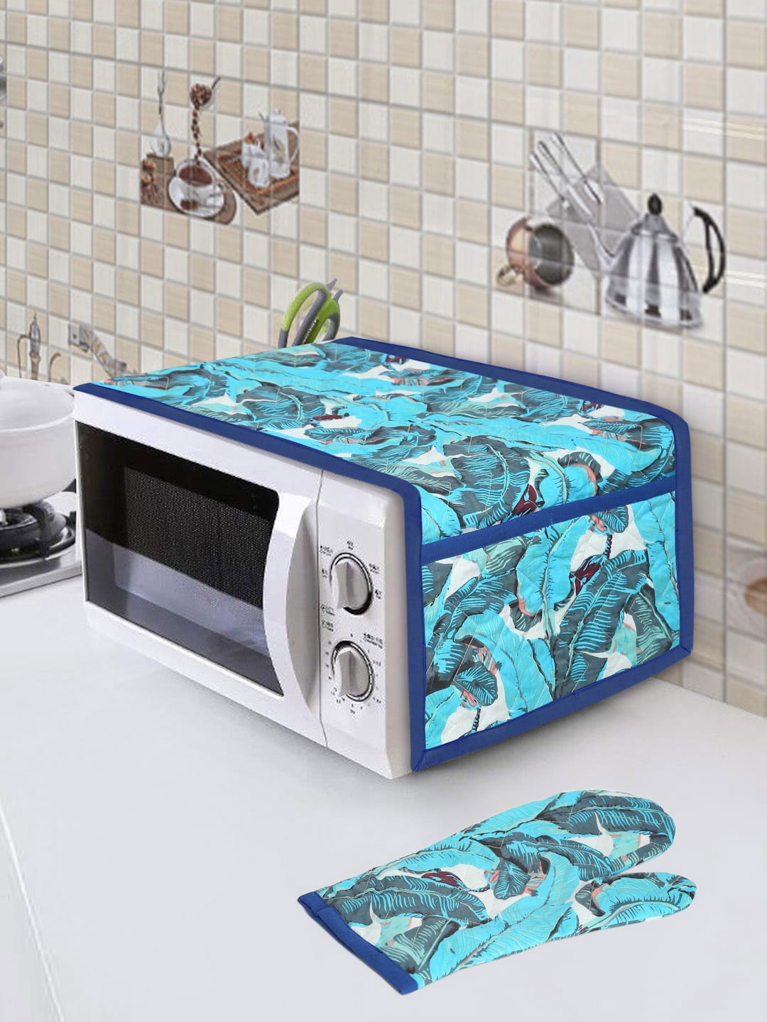 

Rajasthan Decor Blue Printed Pure Cotton Microwave Cover With Gloves