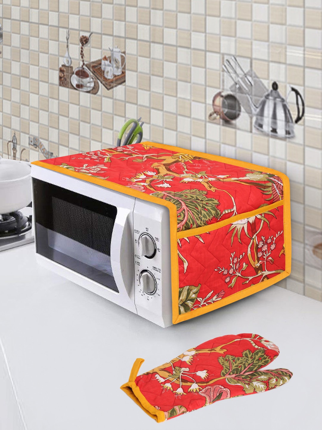 

Rajasthan Decor Red & White Printed Pure Cotton Microwave Cover With Gloves