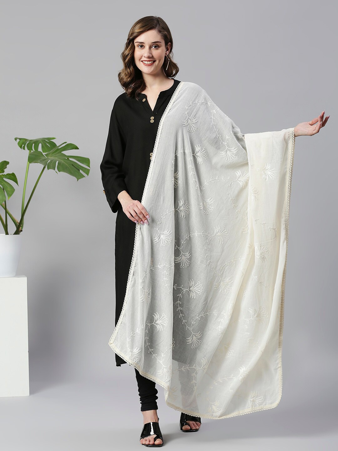 

Dupatta Bazaar Embroidered Cotton Dupatta, Cream