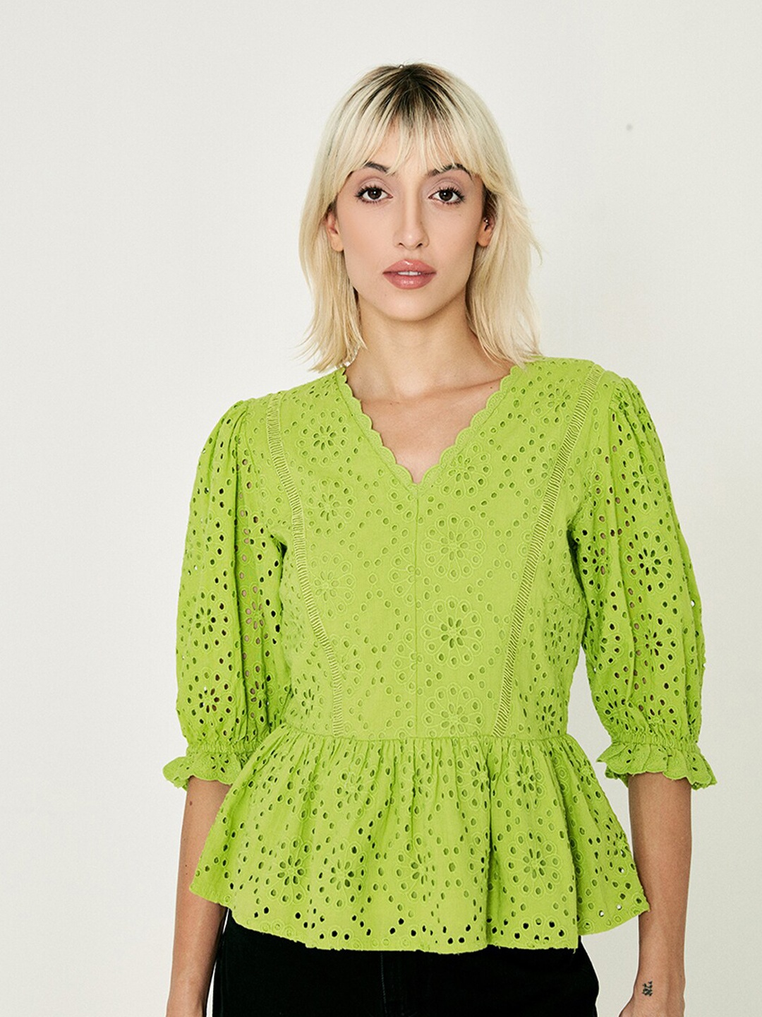 

COVER STORY V-Neck Puff Sleeve Shiffli Cotton Peplum Top, Green