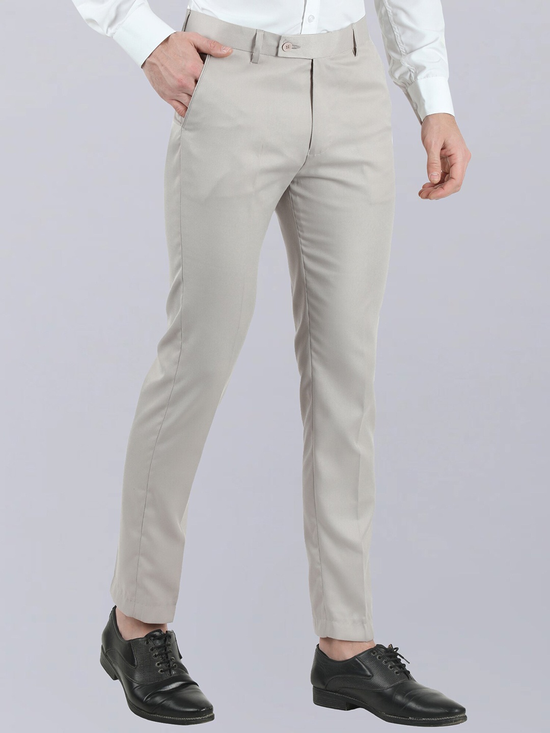 

VEI SASTRE Men Smart Mid Rise Plain Slim Fit Formal Trousers, Beige