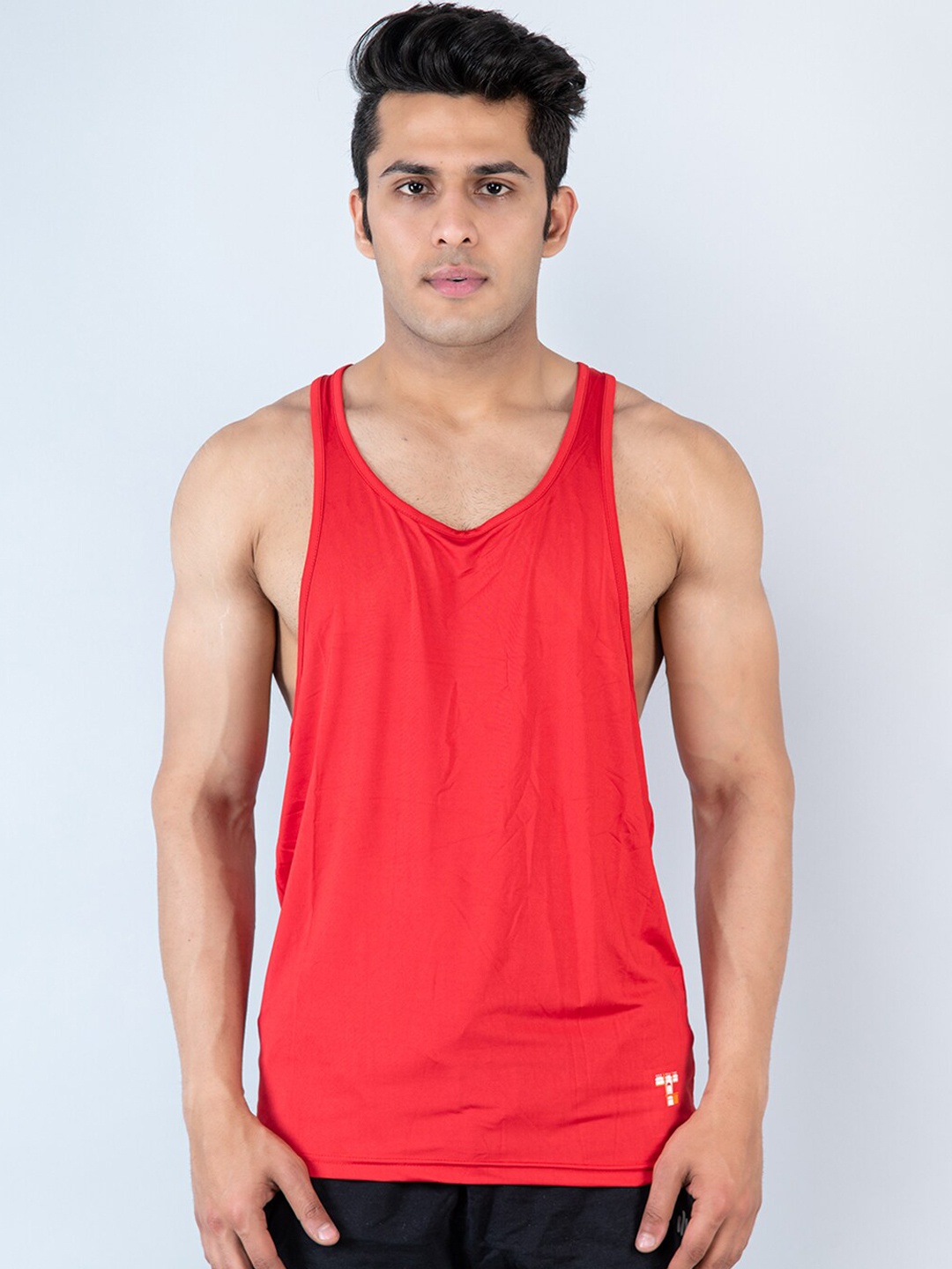 

Tistabene Scoop Neck Anti Microbial Gym Innerwear Vests, Red