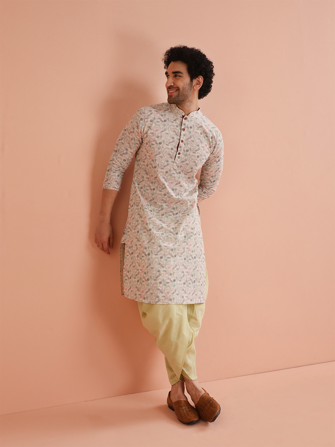 

KISAH Men Printed Regular Fit Kantha Print Kurta Dhoti Set, White